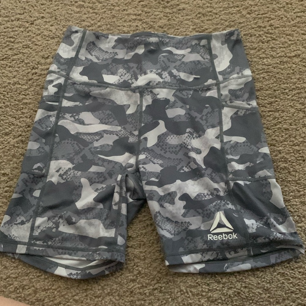 White and grey cameo biker shorts